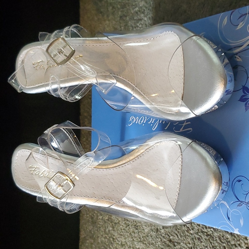 Fabulicious Rhinestone Heels 4.5in- Ankle straps. size 7